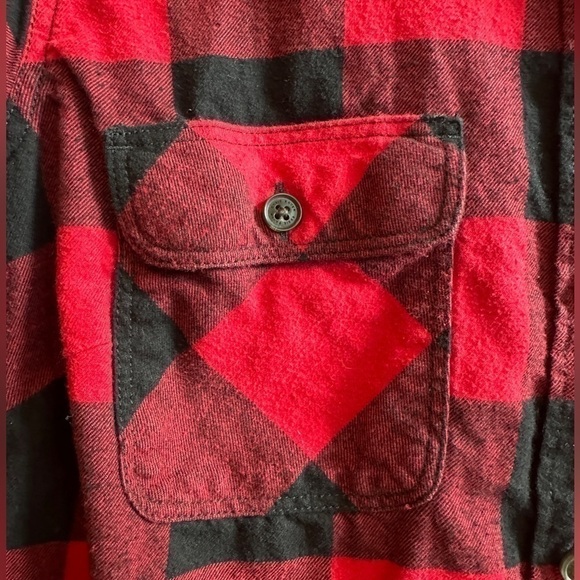 Eddie Bauer Classic Fit flannel - Picture 3 of 7
